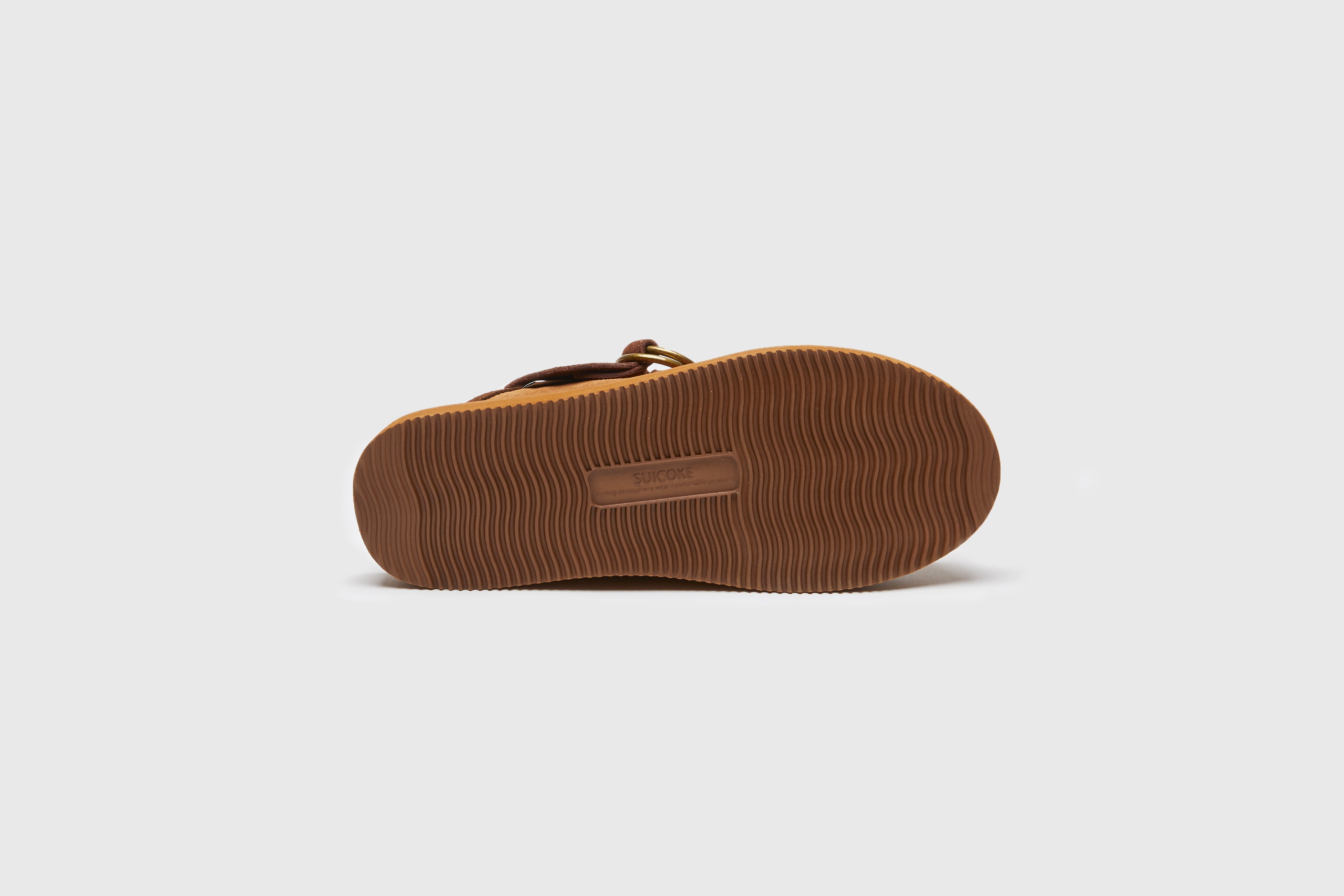 SUICOKE AKK-ab sneakers with brown nylon upper, brown midsole and sole, strap and logo patch. From Spring/Summer 2023 collection on eightywingold Web Store, an official partner of SUICOKE. OG-324SAB BROWN