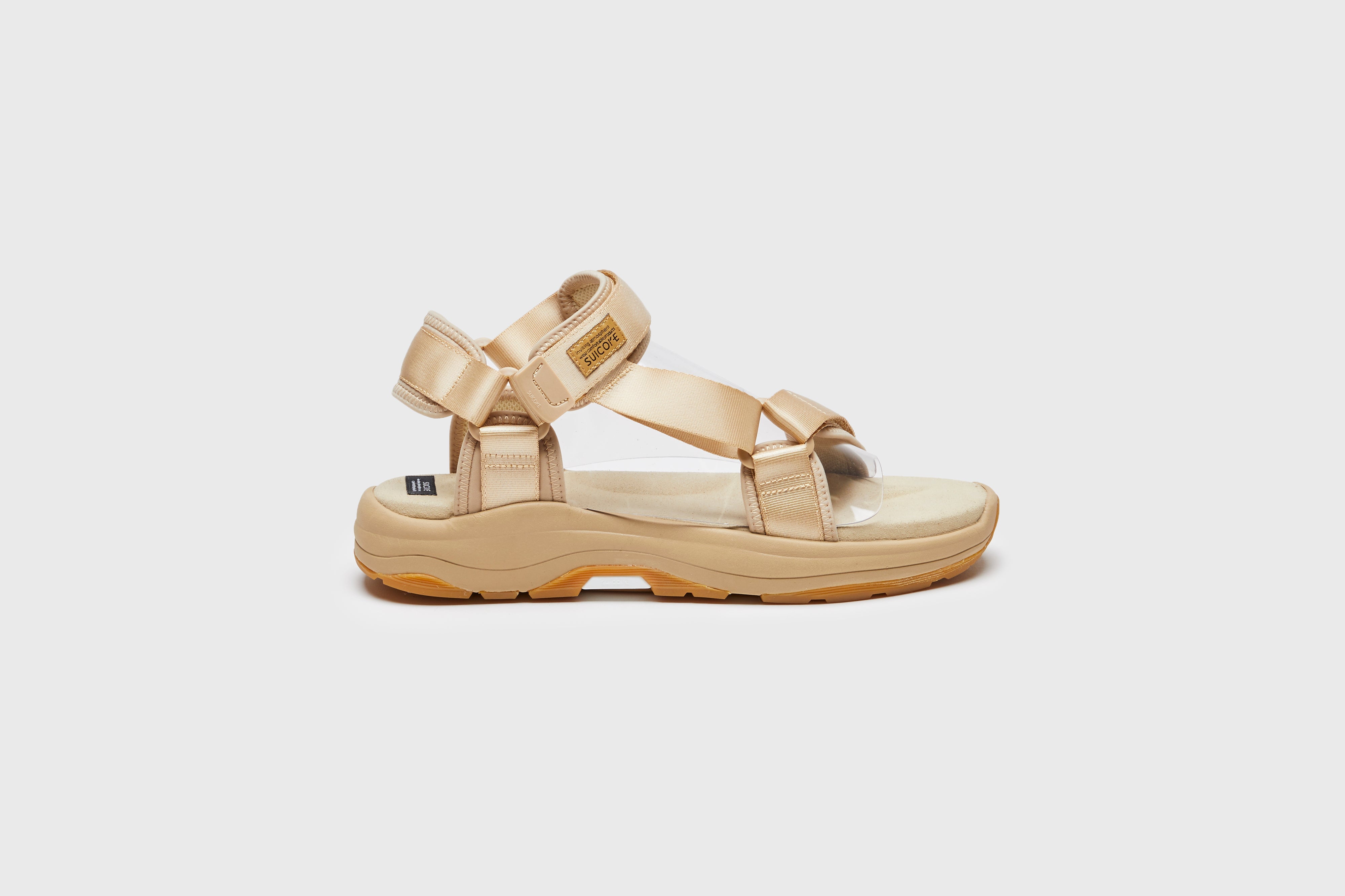 SUICOKE DEPA-Run slides with beige nylon upper, beige midsole and sole, strap and logo patch. From Spring/Summer 2023 collection on eightywingold Web Store, an official partner of SUICOKE. OG-333 BEIGE