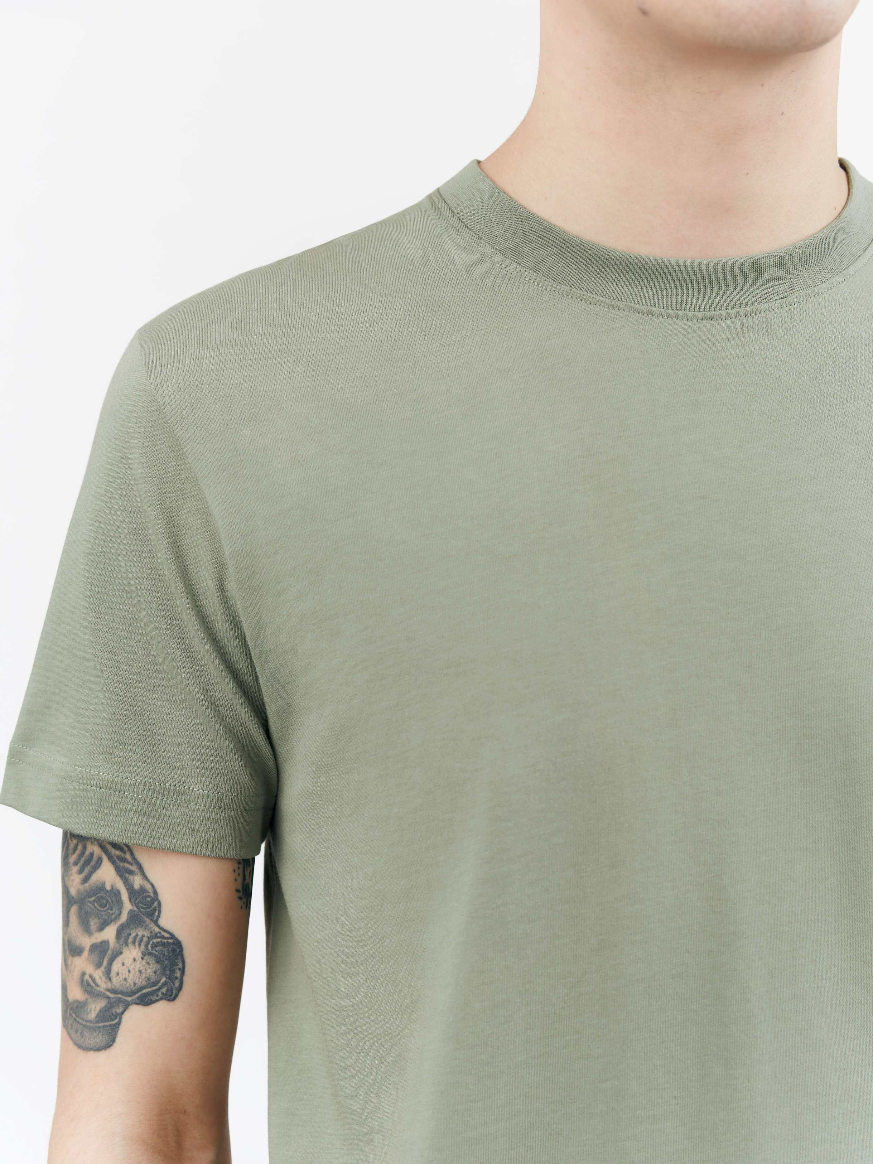 TIGER OF SWEDEN Dillan T-Shirt in Green T71996003 | Shop from eightywingold an official brand partner for Tiger of Sweden Canada and US.