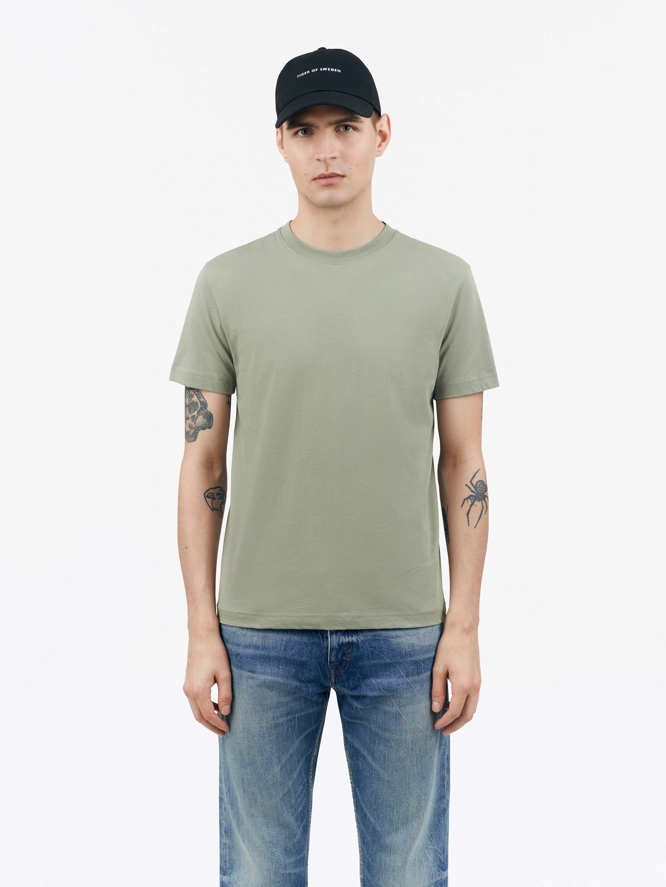 TIGER OF SWEDEN Dillan T-Shirt in Green T71996003 | Shop from eightywingold an official brand partner for Tiger of Sweden Canada and US.