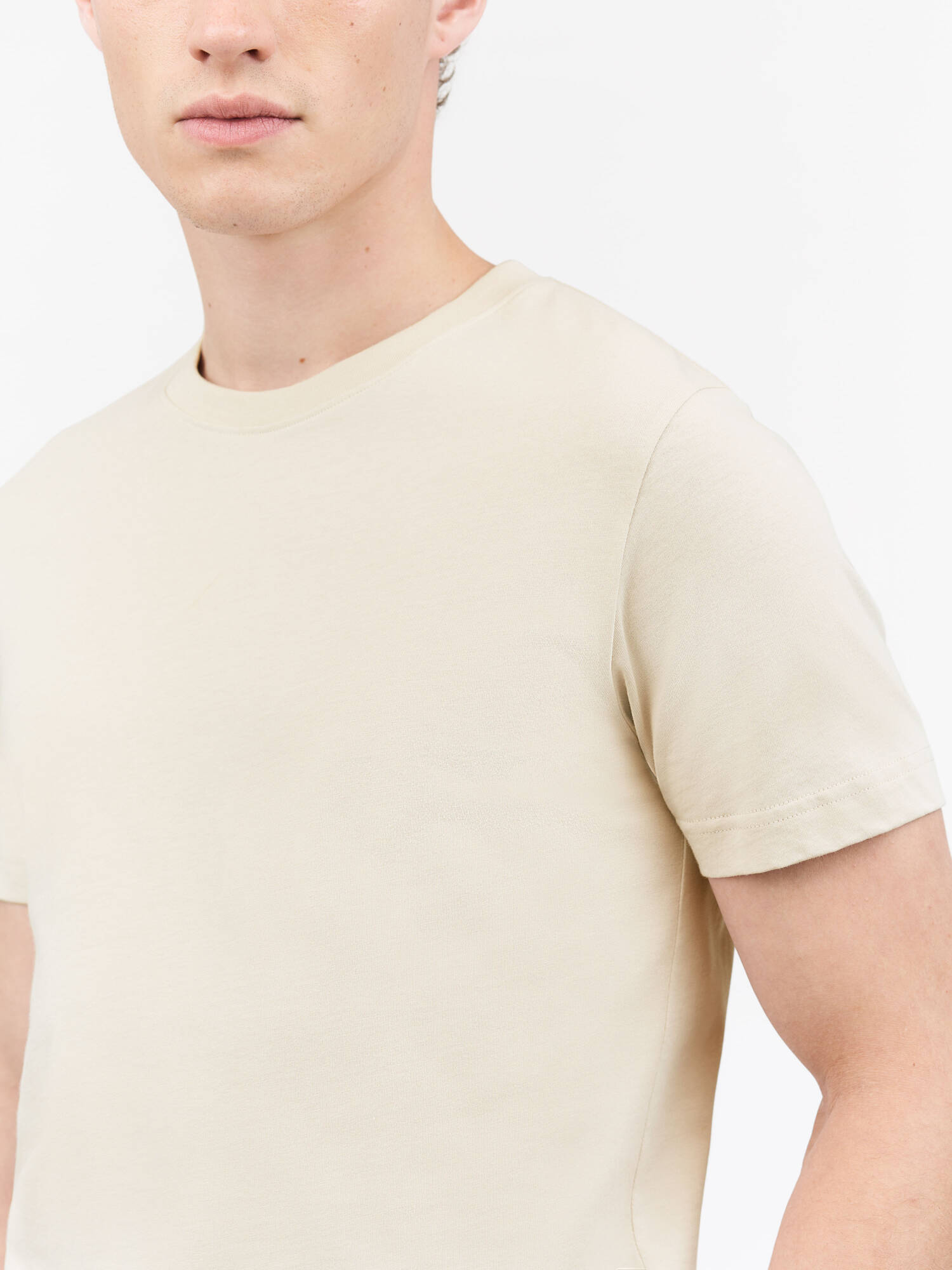 TIGER OF SWEDEN Dillan T-Shirt in Beige T71996003 | Shop from eightywingold an official brand partner for Tiger of Sweden Canada and US.