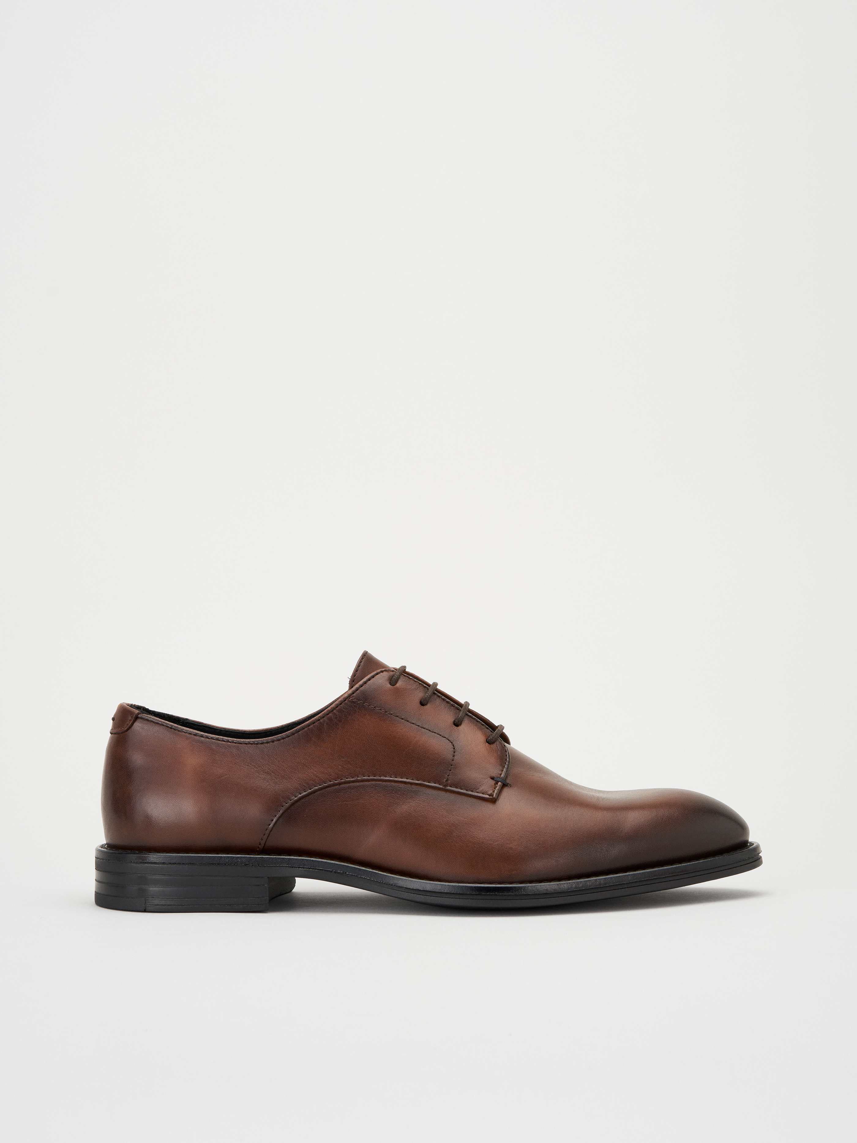TIGER OF SWEDEN Trent Shoes in Brown | eightywingold